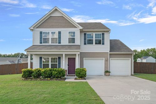 1015 Piney Point Ln, Pageland, SC, 29728-4700 | Card Image