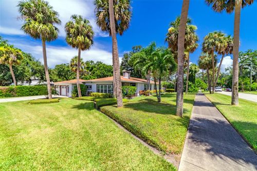 4201 W Dale Ave, Tampa, FL, 33609-3818 | Card Image