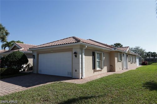 28983 Vermillion Ln, BONITA SPRINGS, FL, 34135-8592 | Card Image