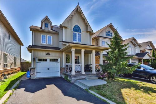 151 Spring Creek Dr, Waterdown, ON, L8B0X7 | Card Image