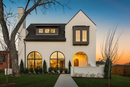 136A 39th Ave N, Nashville, TN, 37209 | Card Image