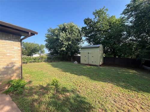 1505 Kingston Road, Norman, OK, 73071 | Card Image