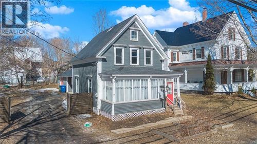 126 Broadway St, Woodstock, NB, E7M1C2 | Card Image