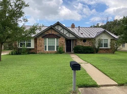 1814 Hondo Dr, College Station, TX, 77840-4826 | Card Image