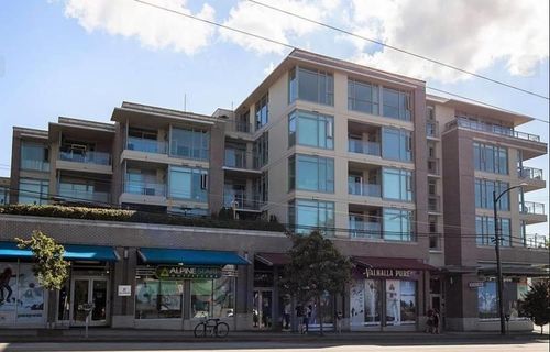 301-2520 Manitoba St, Vancouver, BC, V5Y3A6 | Card Image