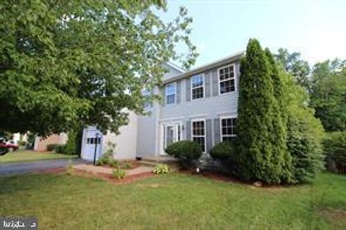 5783 Rhode Island Dr, WOODBRIDGE, VA, 22193-3830 | Card Image