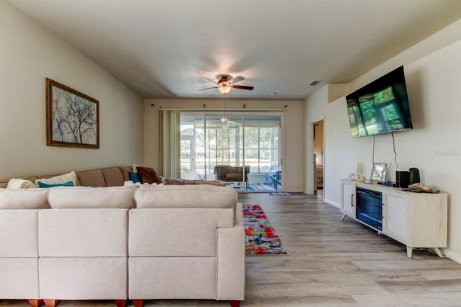 14466 Tamarind Loop, House other with 3 bedrooms, 2 bathrooms and null parking in SPRING HILL FL | Image 23