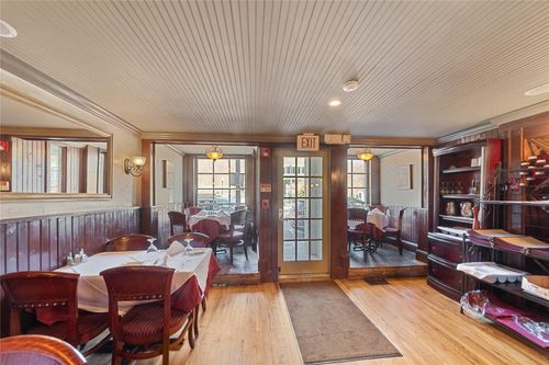 13 Adams St, Bedford Hills, NY, 10507-1819 | Card Image