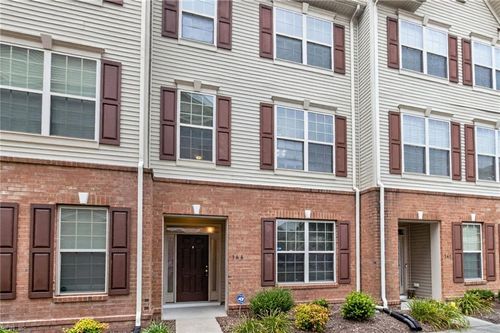 166 Hemisphere Cir, Newport News, VA, 23601-1274 | Card Image