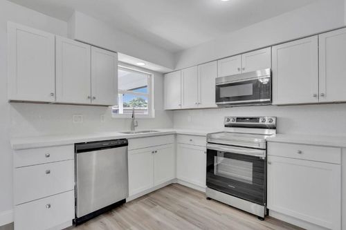 119 Se Camino St, Port St. Lucie, FL, 34952-2285 | Card Image