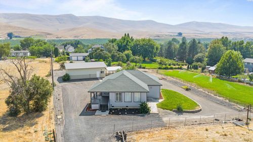 173403 W Byron Rd., Prosser, WA, 99350 | Card Image