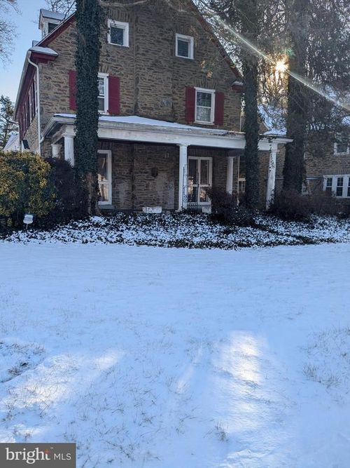 7009 Lincoln Dr, PHILADELPHIA, PA, 19119-3021 | Card Image