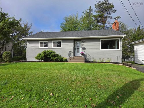 80 Curtis Dr, House with 2 bedrooms, 3 bathrooms and null parking in Truro NS | Card Image