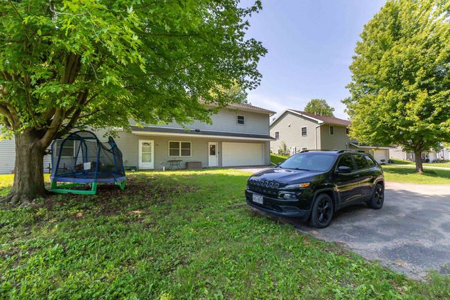 1400 21 St St, House other with 4 bedrooms, 2 bathrooms and null parking in Hazel Green WI | Image 34