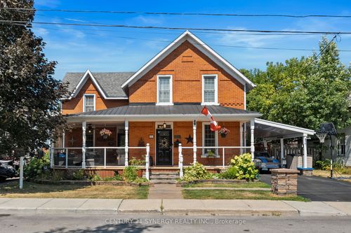 133 Mary St, Carleton Place, ON, K7C1B2 | Card Image