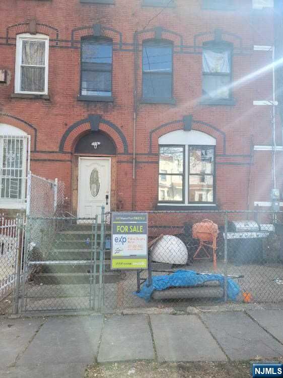 Residential in Newark 2