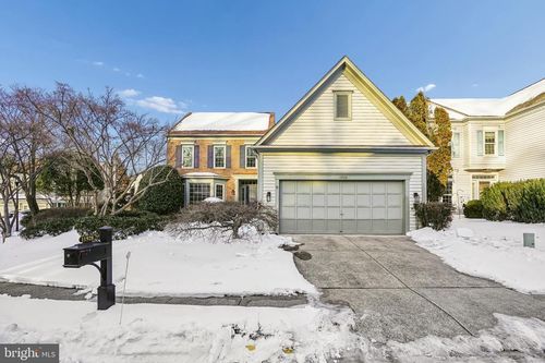 11928 Parkside Dr, FAIRFAX, VA, 22033-2648 | Card Image