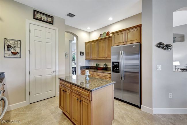 9693 Cobalt Cove Cir, House other with 3 bedrooms, 3 bathrooms and null parking in NAPLES FL | Image 13
