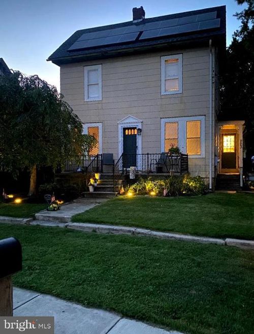 223 Center St, ELMER, NJ, 08318-2219 | Card Image