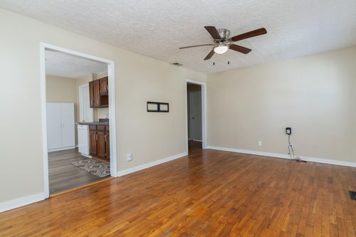 3 Drexel Ave, Florence, KY, 41042-1707 | Card Image