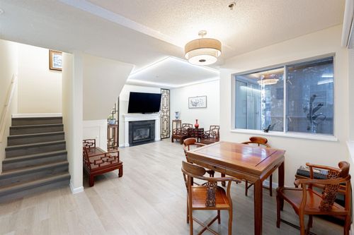 21-7345 Sandborne Ave, Burnaby, BC, V3N4W6 | Card Image