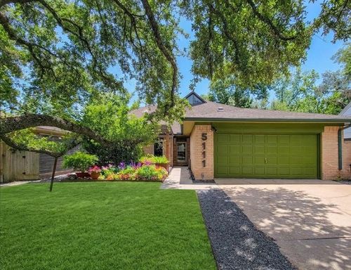 5111 Linden St, Bellaire, TX, 77401-4437 | Card Image