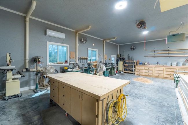 9016 Se Highway 69, House other with 3 bedrooms, 3 bathrooms and null parking in Cameron MO | Image 74