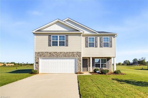 222 Sadie Mae Dr, Lexington, NC, 27295-7717 | Card Image
