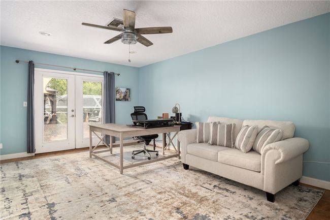 548 Cross Creek Cir, House other with 3 bedrooms, 3 bathrooms and null parking in Sebastian FL | Image 11