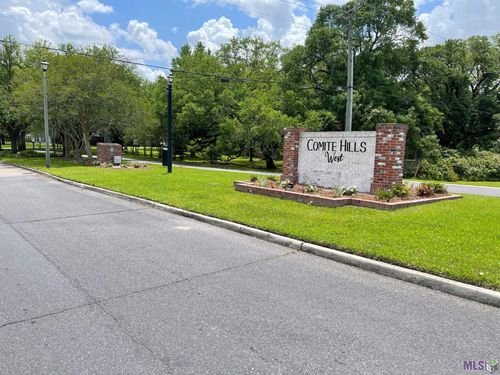 10911 Suncrest Ave, Baton Rouge, LA, 70818-6918 | Card Image