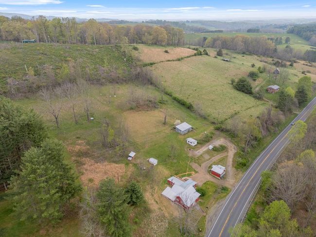 860 Floyd Hwy S, House other with 3 bedrooms, 2 bathrooms and null parking in Floyd VA | Image 75