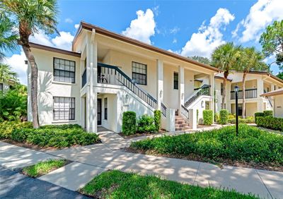 40 - 4817 Winslow Beacon, Condo with 2 bedrooms, 2 bathrooms and null parking in Sarasota FL | Image 2