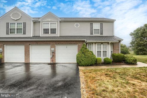 138 Kestrel Ct, HUMMELSTOWN, PA, 17036-8839 | Card Image