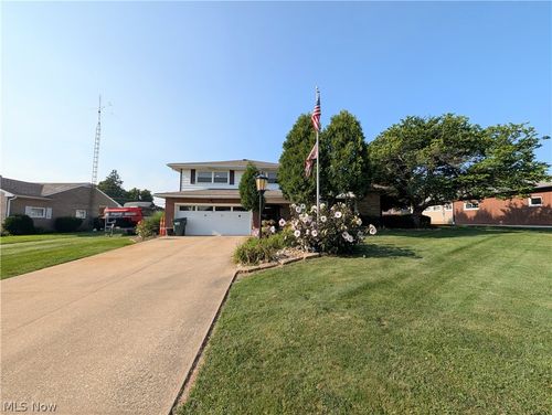 1409 Opal St, Louisville, OH, 44641-2631 | Card Image