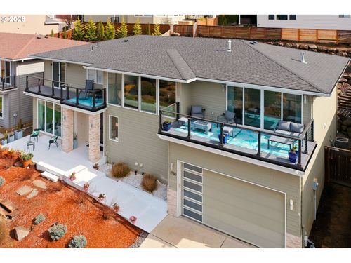 1730 Nw Klickitat St, Camas, WA, 98607-8183 | Card Image