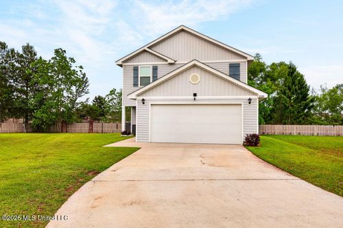 2020 Magazine St, Ocean Springs, MS, 39564-3635 | Card Image