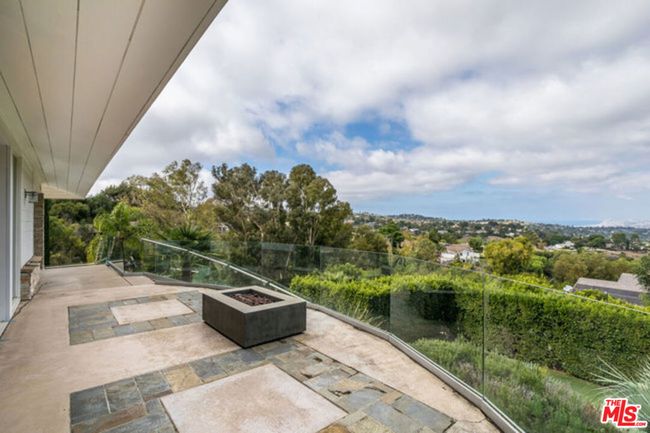 2 Pine Tree Ln, House other with 7 bedrooms, 8 bathrooms and 9 parking in Rolling Hills CA | Image 8