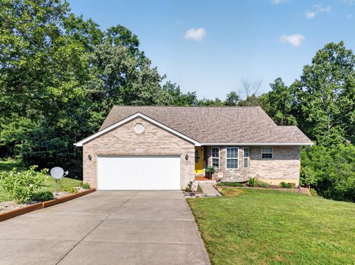21262 Bellemeade Dr, Lawrenceburg, IN, 47025-8820 | Card Image