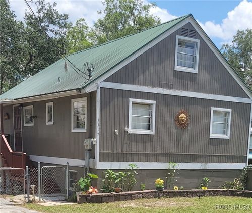 1717 Se 190th Ave, Silver Springs, FL, 34488-6722 | Card Image