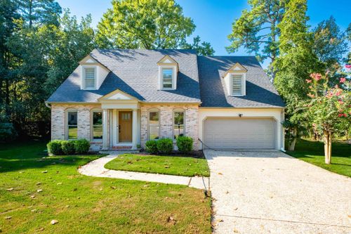 2500 Echo Valley Dr, Little Rock, AR, 72227-3112 | Card Image