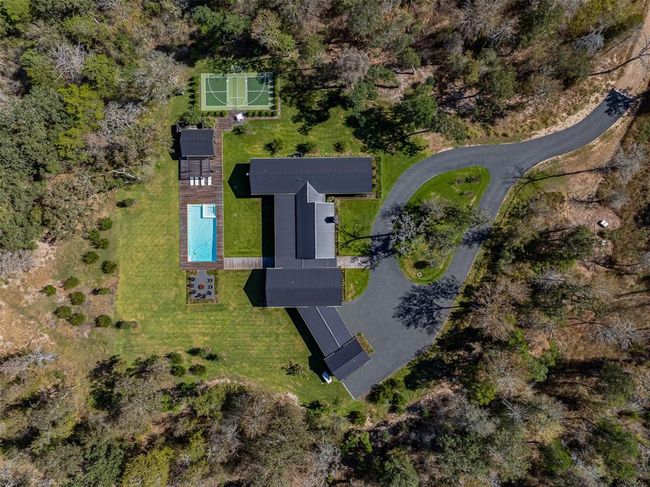 830 S Weyand Rd, Home with 4 bedrooms, 6 bathrooms and null parking in Round Top TX | Image 30