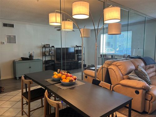 903-6263 Ne 19th Ave, Fort Lauderdale, FL, 33308-1325 | Card Image