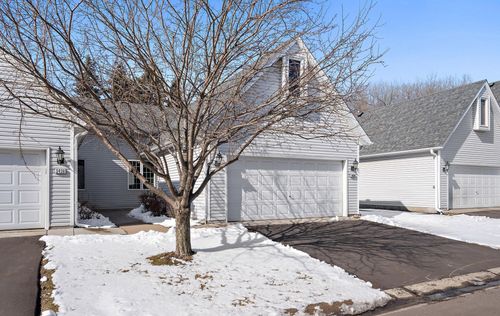 3434 Silver Ln Ne, Saint Anthony, MN, 55421-4444 | Card Image
