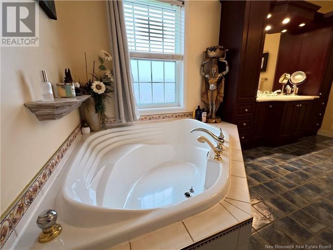 105 De La Capitale Blvd, House other with 5 bedrooms, 3 bathrooms and null parking in Edmundston NB | Image 31