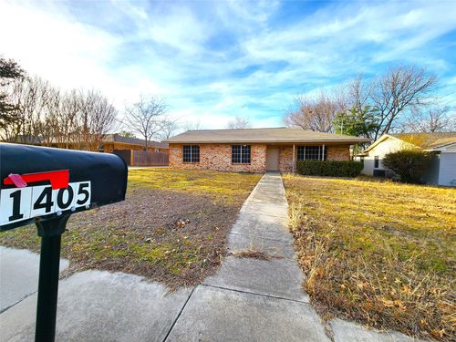 1405 E Sherman Dr, Denton, TX, 76209-8737 | Card Image