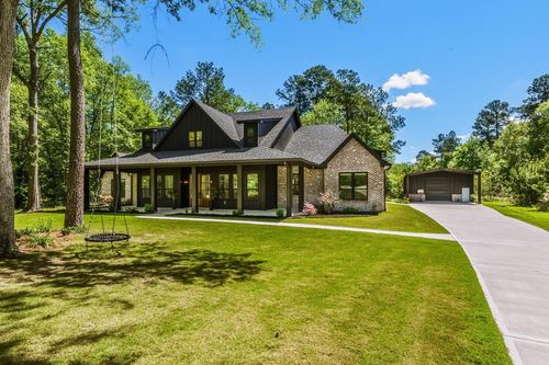 157 Wagon Pass Drive, Huntsville, TX, 77340 | Card Image