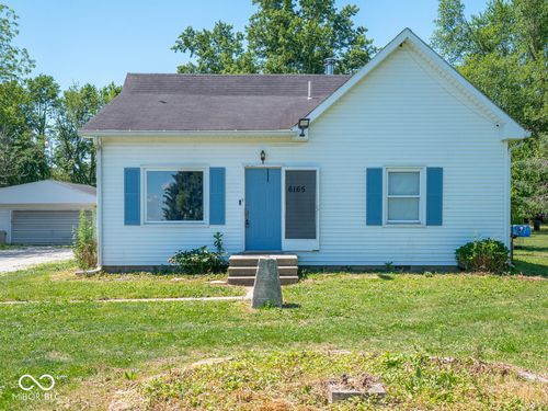 6165 W Station Way, Greenfield, IN, 46140-9687 | Card Image