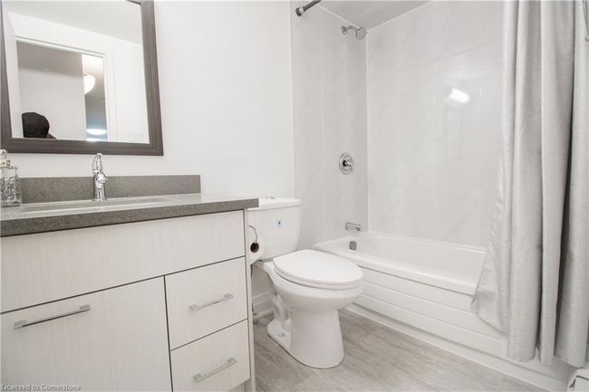 8 - 6287 O'neil St, House attached with 2 bedrooms, 1 bathrooms and null parking in Niagara Falls ON | Image 6