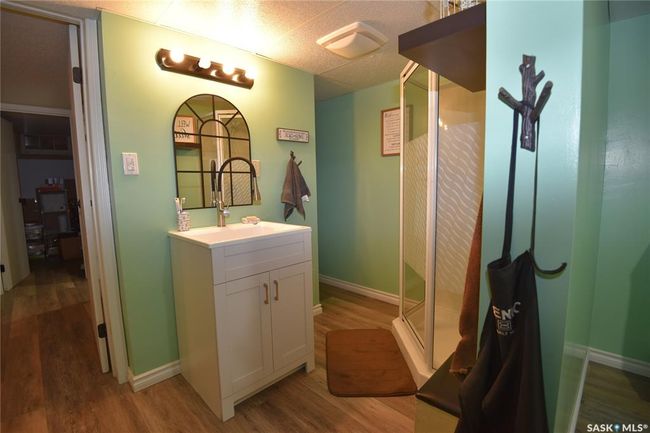 405 1 St St W, House other with 4 bedrooms, 2 bathrooms and 2 parking in Nipawin SK | Image 33