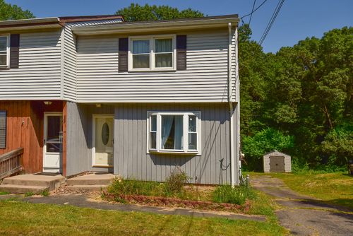 952-952 Tolland St, East Hartford, CT, 06108-1533 | Card Image